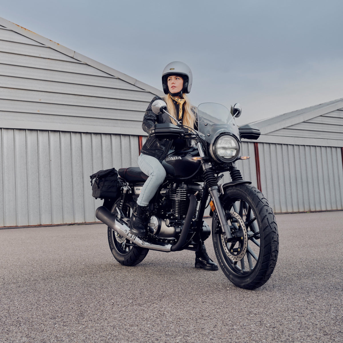GB350s - Motoboxe