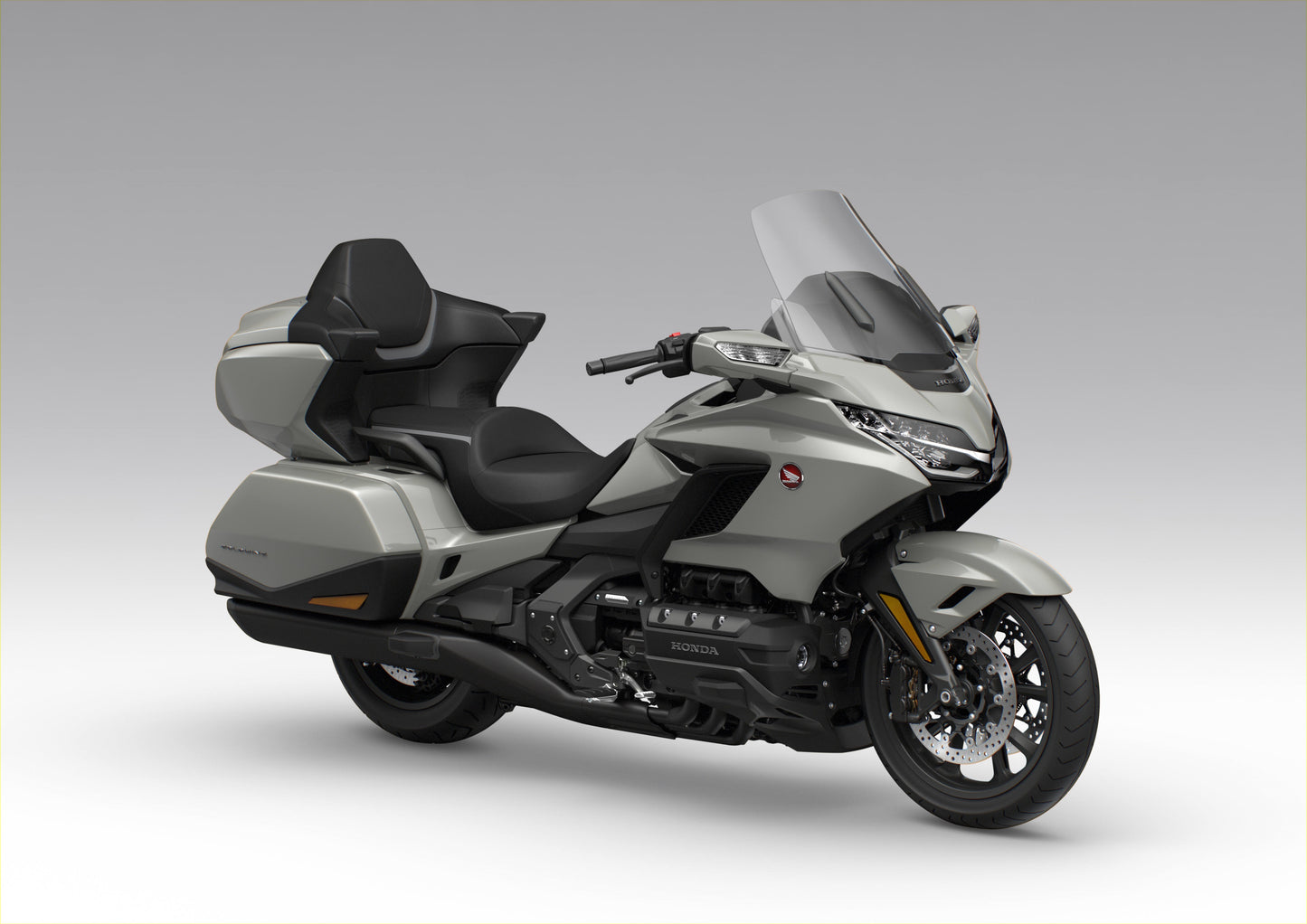 GL1800 Gold Wing Tour 2026 - Motoboxe