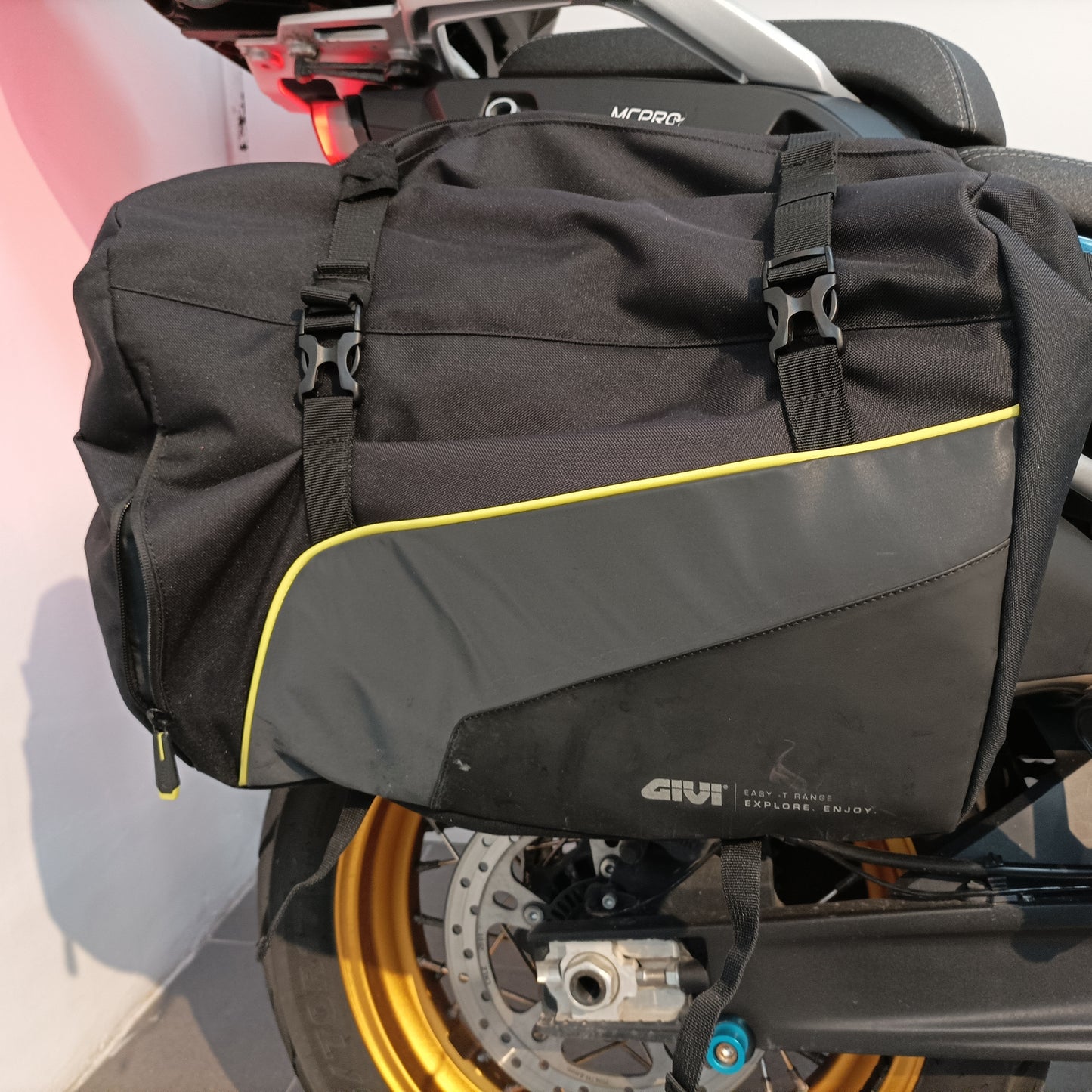 CFMOTO MT 800 Touring