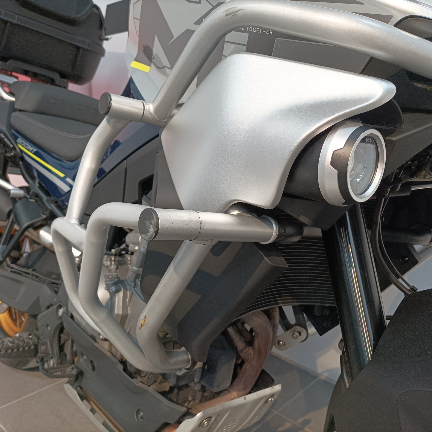CFMOTO MT 800 Touring