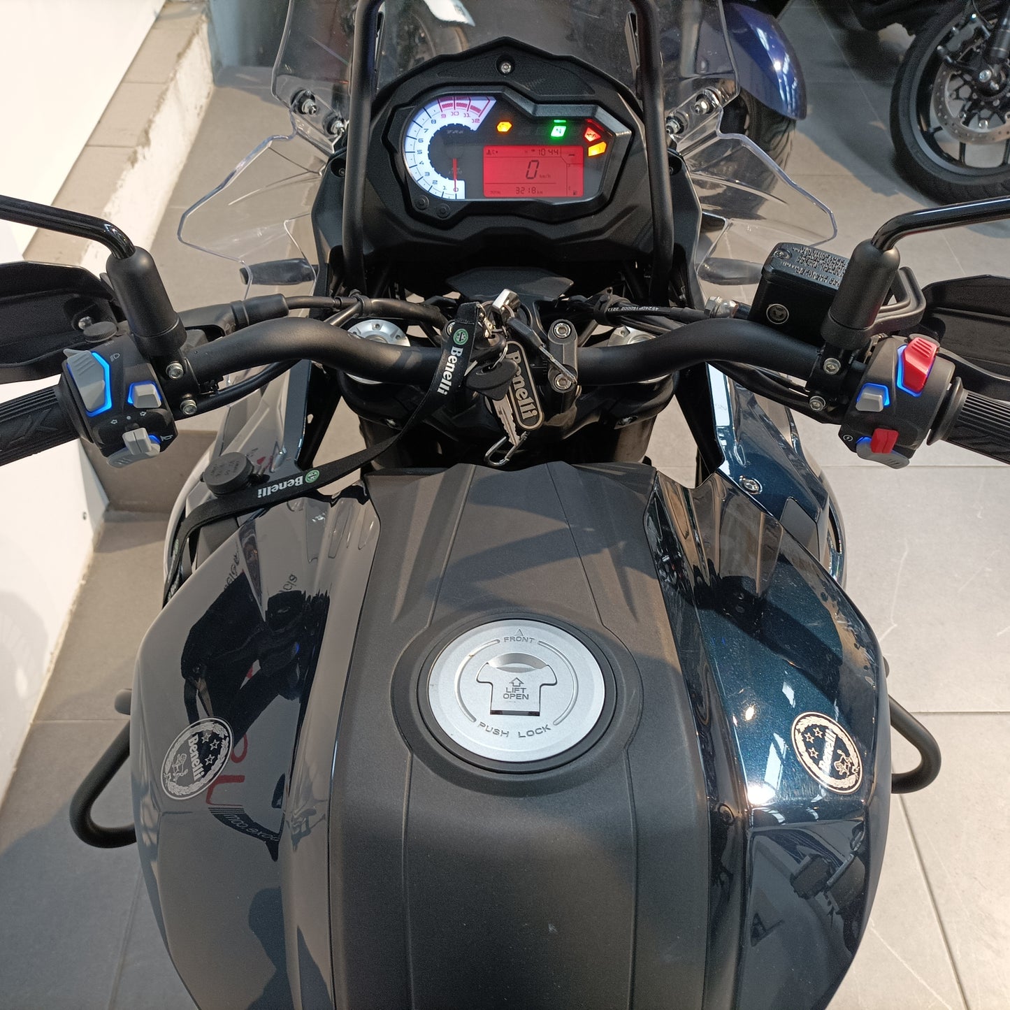Benelli TRK 502 X