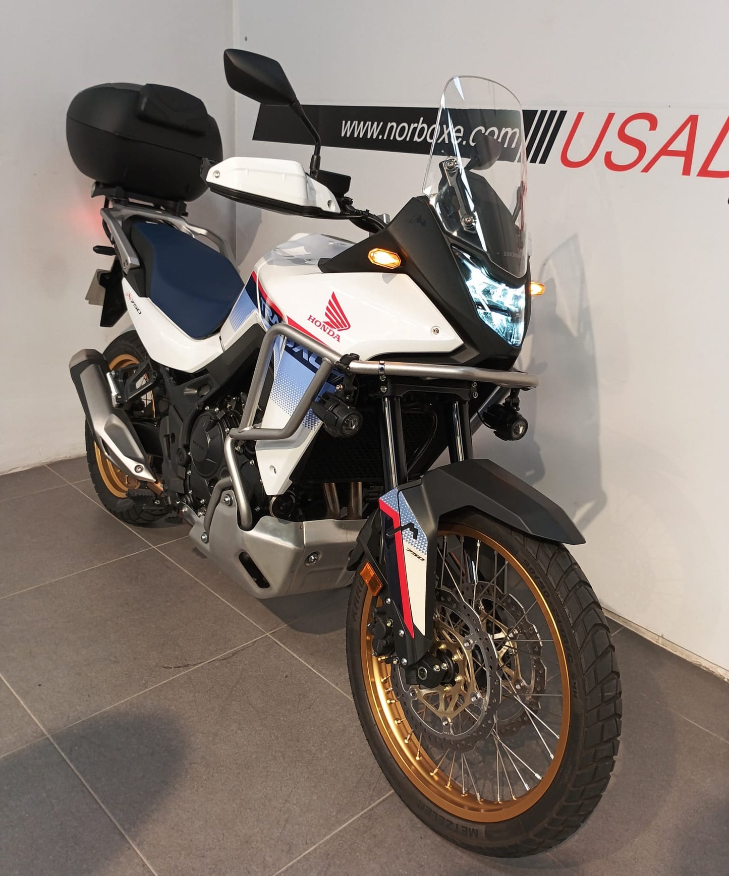 Honda Transalp 750
