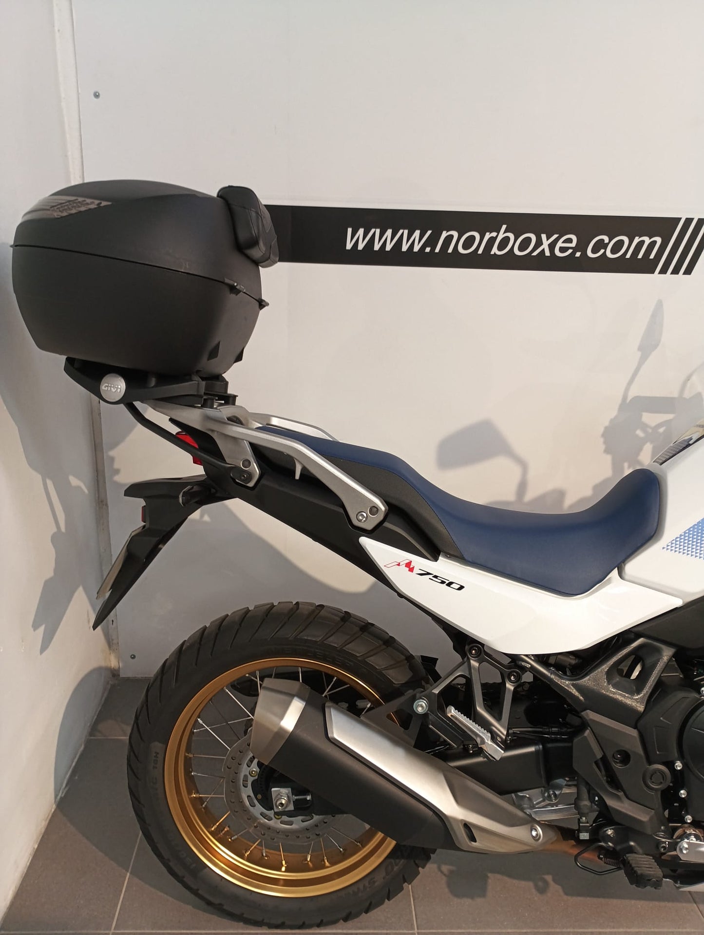 Honda Transalp 750