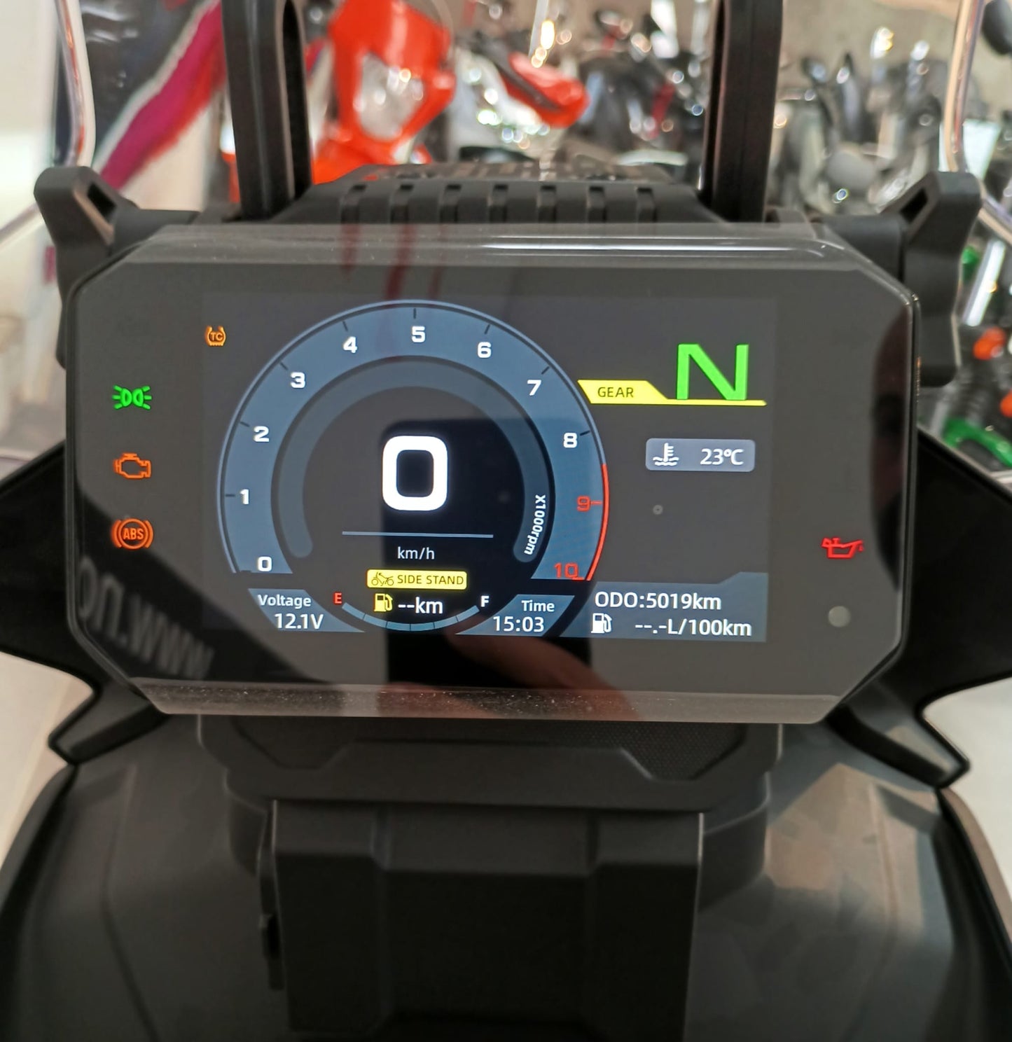 CFMOTO 450 MT