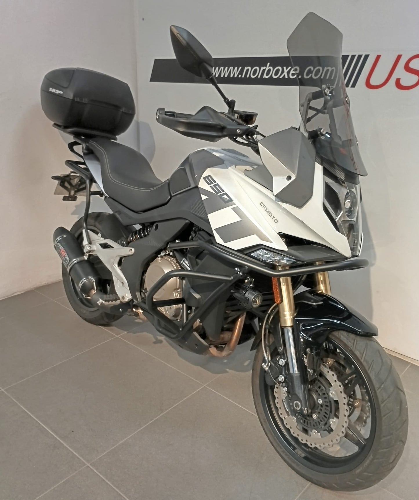 CFMOTO 650 MT