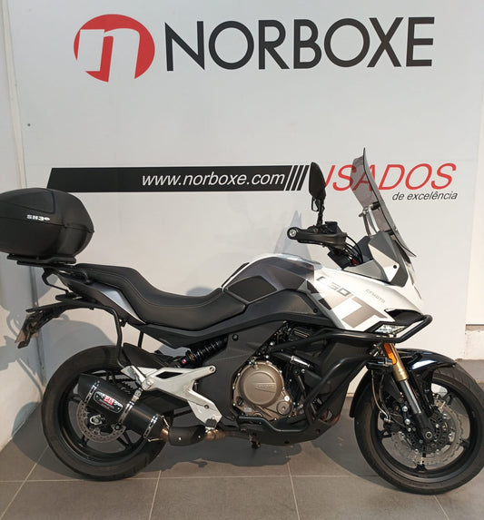 CFMOTO 650 MT