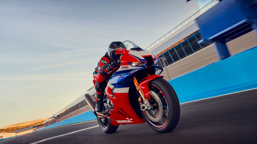 CBR1000RR-R Fireblade SP - Motoboxe