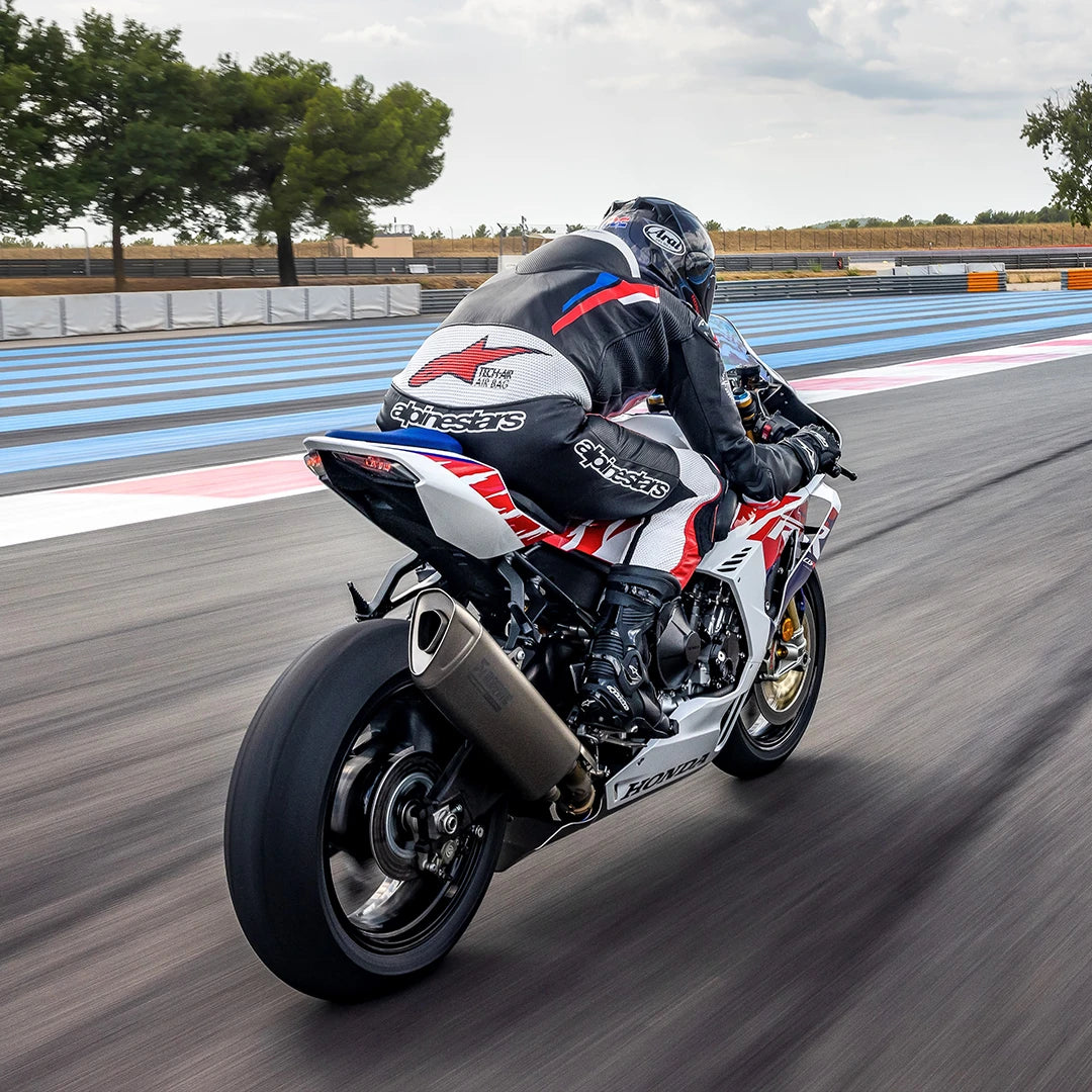 CBR1000RR-R Fireblade 30th Anniversary