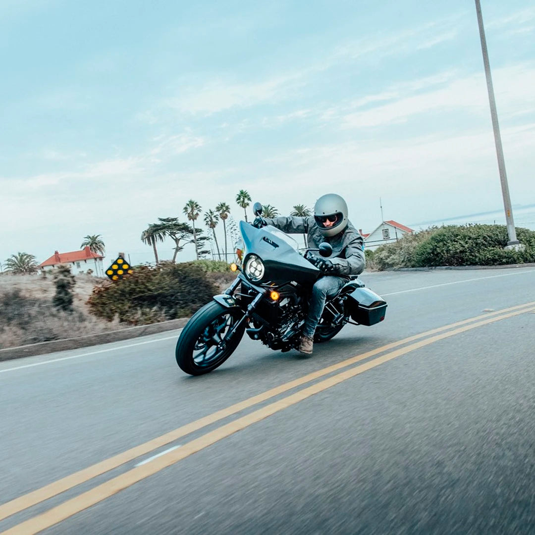 CMX1100 Rebel