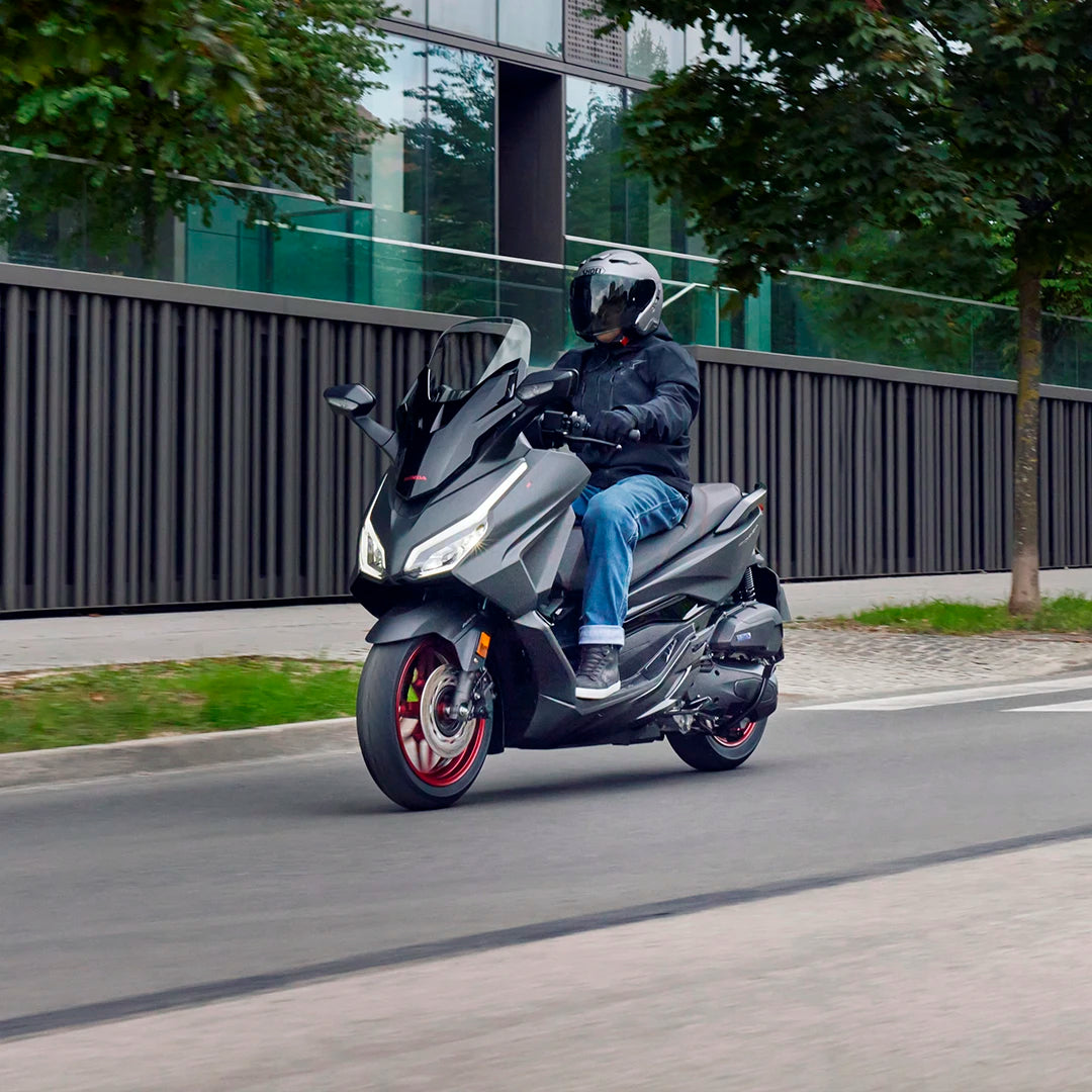 Forza 125 - Motoboxe