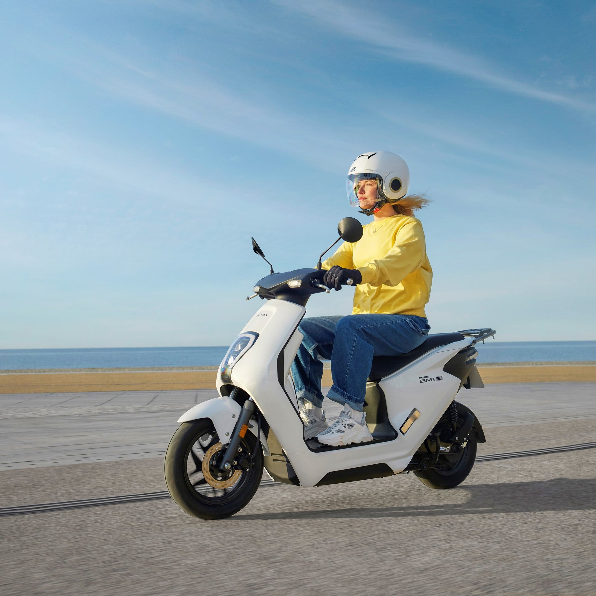 EM1 e: - Motoboxe