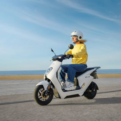 EM1 e: - Motoboxe