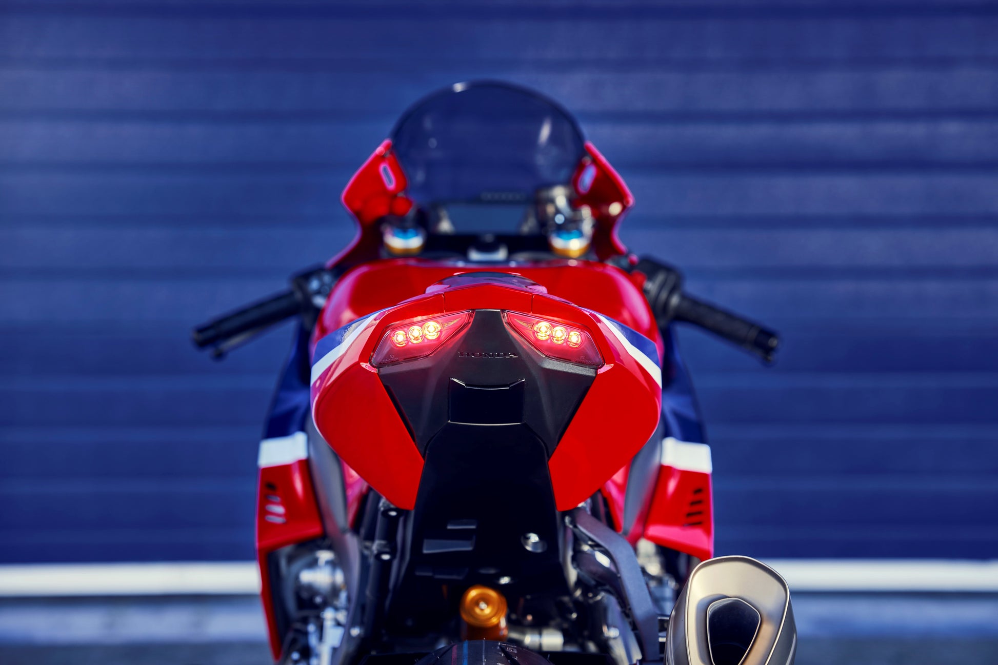 CBR1000RR-R Fireblade SP - Motoboxe