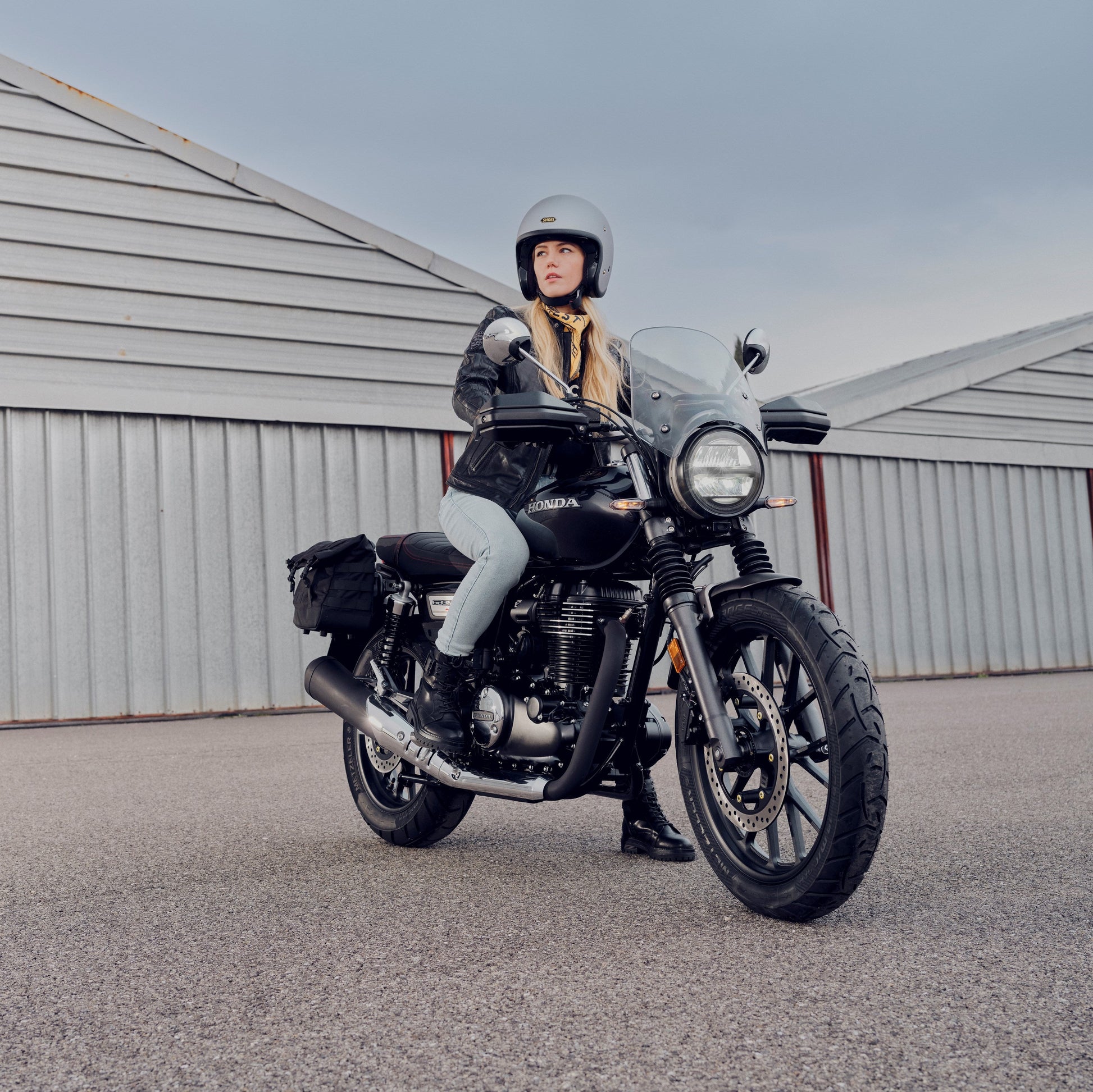 GB350s - Motoboxe