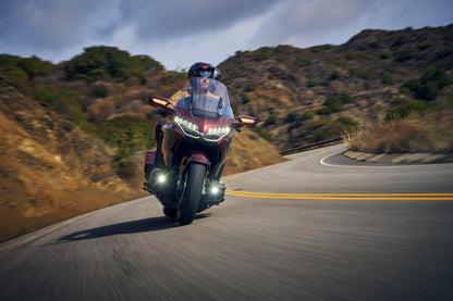 GL1800 Gold Wing Tour 2026 - Motoboxe