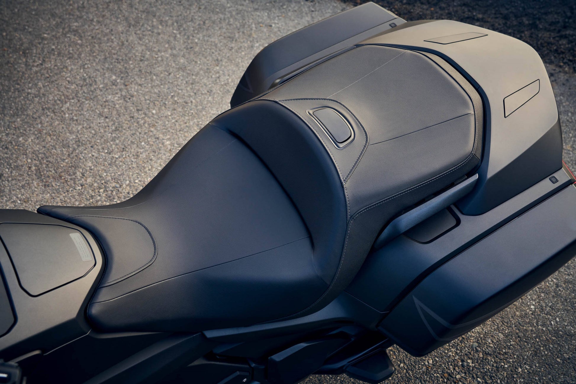 GL1800 Gold Wing 2026 - Motoboxe