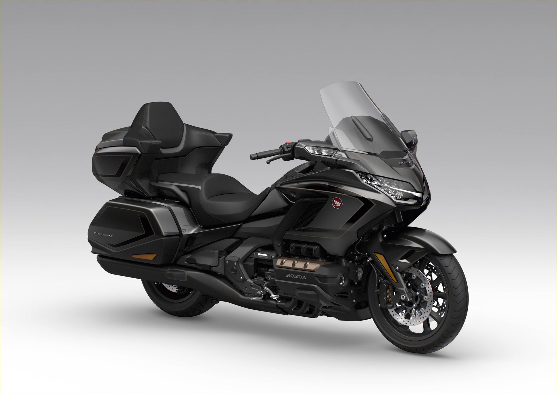 GL1800 Gold Wing Tour 2026 - Motoboxe