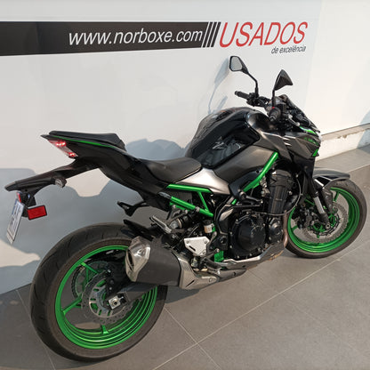 Kawasaki Z 900 - Moto de Serviço