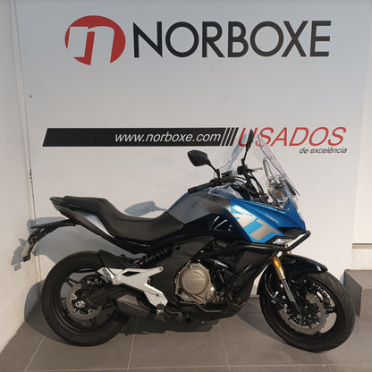 CFMOTO MT650 - Moto de Serviço