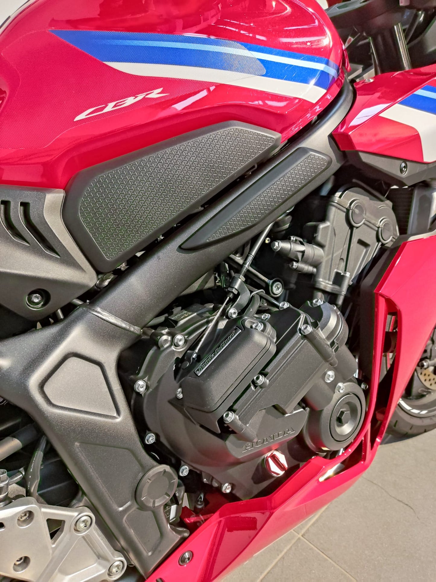 HONDA CBR 650 R E-CLUTCH