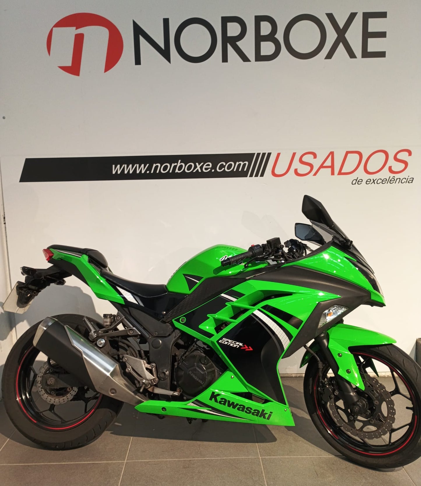 Kawasaki NINJA 300