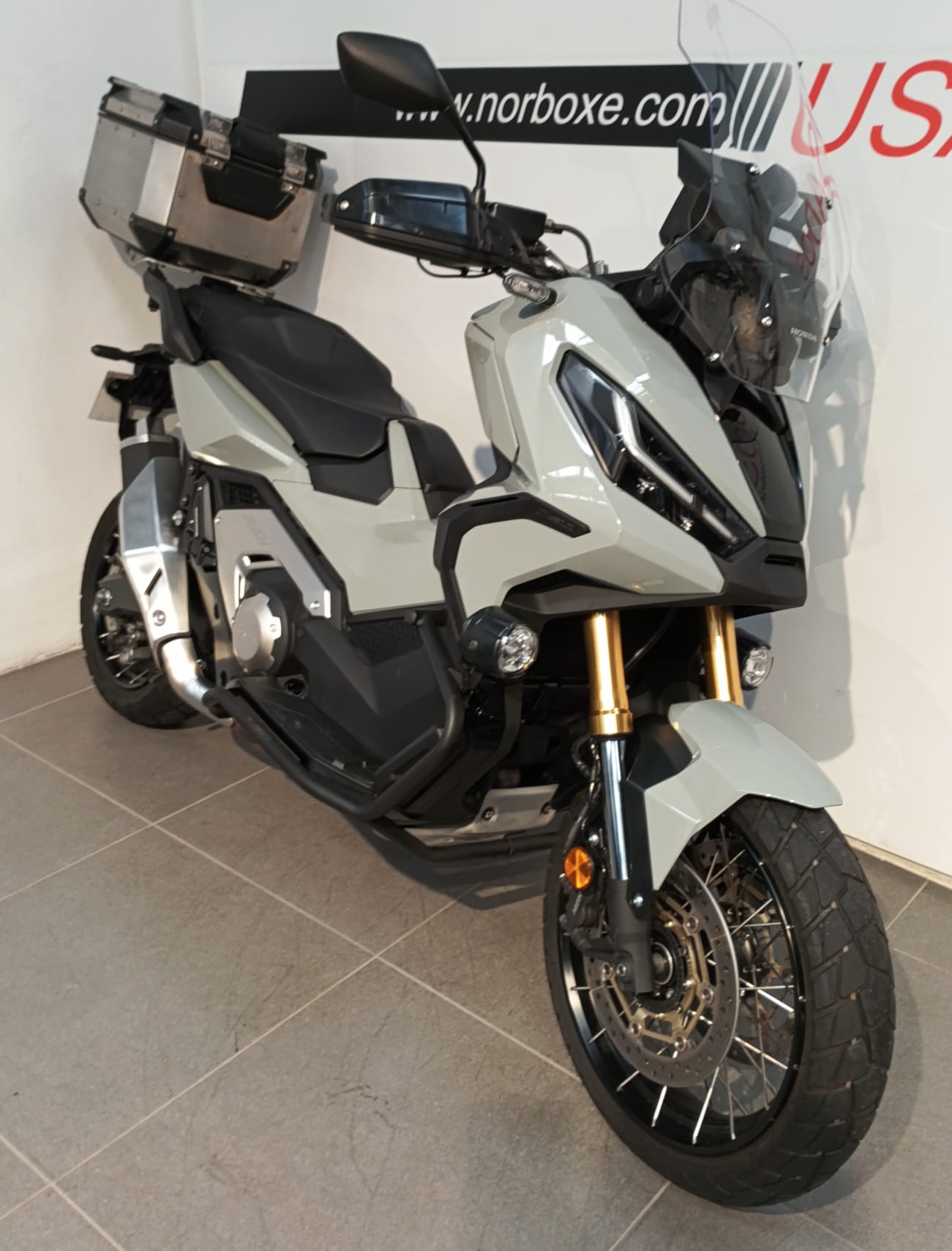 Honda X ADV-750