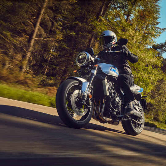 CB1000F 2026