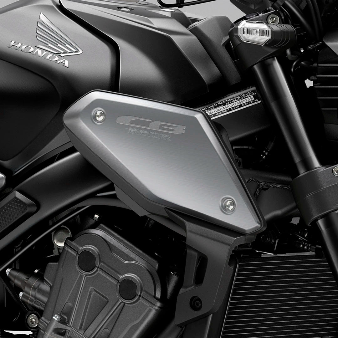 Montage Met Klinknagels Placa Frontal De Aluminio Pintada En Negro Puig Honda CB650R Neo Sports Cafe (24-25) 21963N Honda CB650R Accessoires Montage Met Klinknagels Placa Frontal De Aluminio Pintada En Negro Puig Honda CB650R Neo Sports Cafe (24-25) 21963N Honda CB650R Accessoires